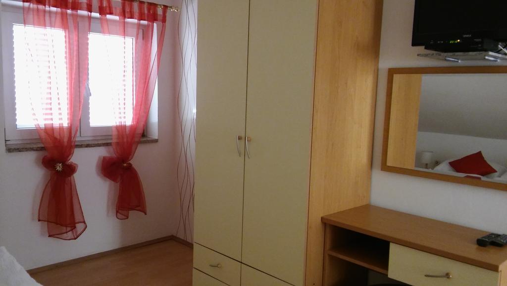 Apartment โลปาร์ ภายนอก รูปภาพ