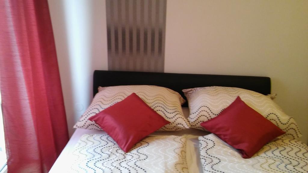 Apartment โลปาร์ ภายนอก รูปภาพ